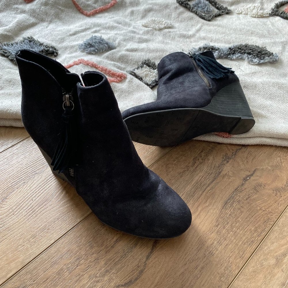 Mia Buckley Wedges